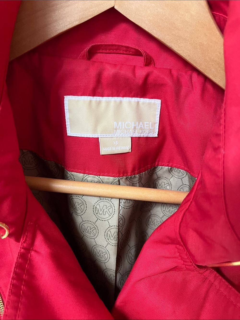 Michael Kors  Hooded Trench/rain Coat with Belt - Women's Jacket size Xs - Picture 2 of 3